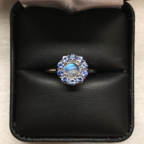 14K White Gold Moonstone and Blue Sapphire Ring Size 7  j7617